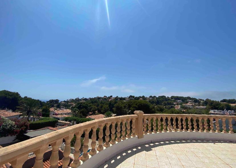 Beautiful Villa With Pool, Barbecue, And Garden Хавеа Экстерьер фото